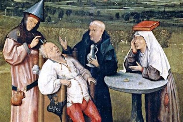 9 Everyday Medieval Customs That Went Beyond Strange