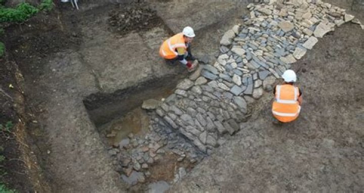 Archaeologists Unearth Moat At Medieval Farm Site In England