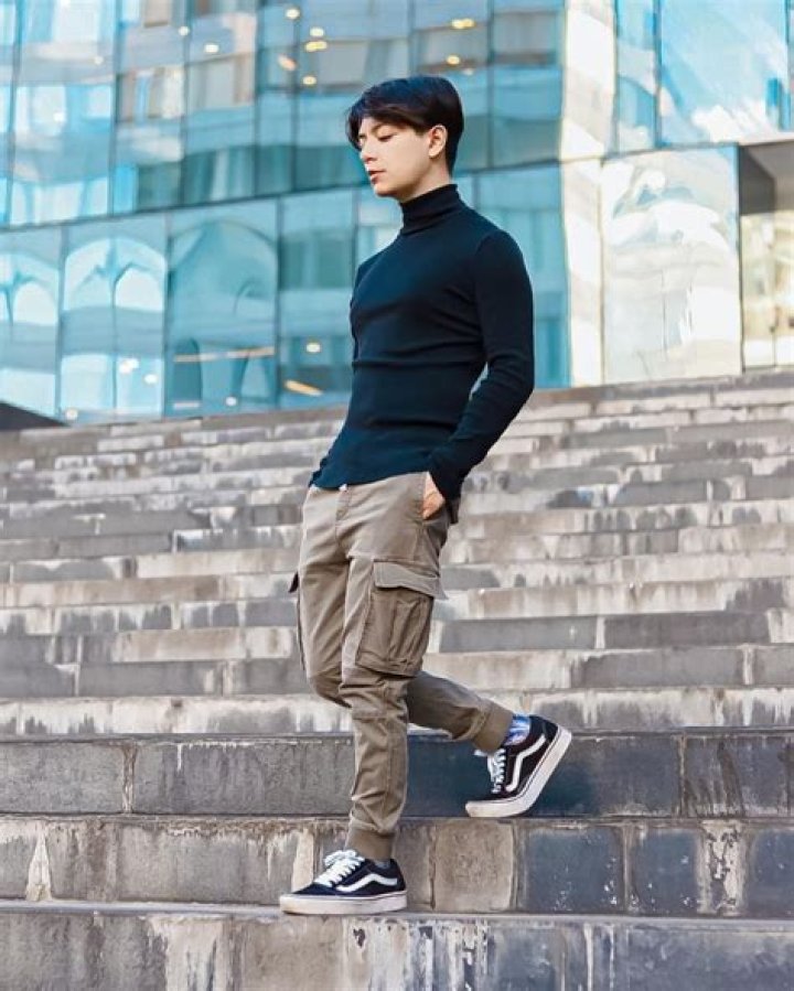 Beng Zeng Age | Wiki, Net worth, Bio, Height, Girlfriend ?