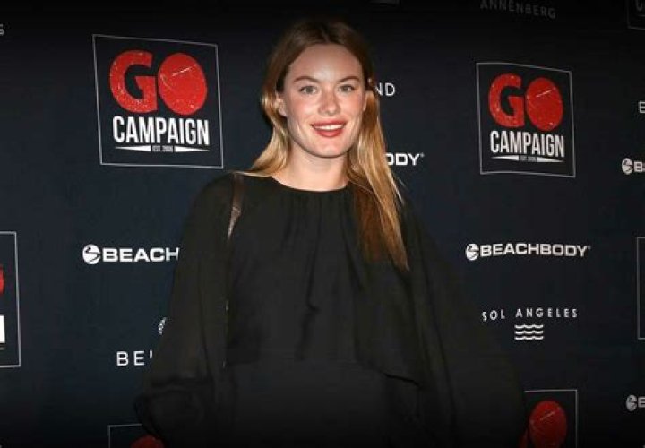 Camille Rowe - CelebNetWorth