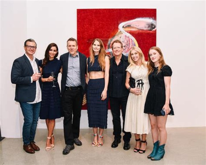 Helen Labdon – Celebsgraphy