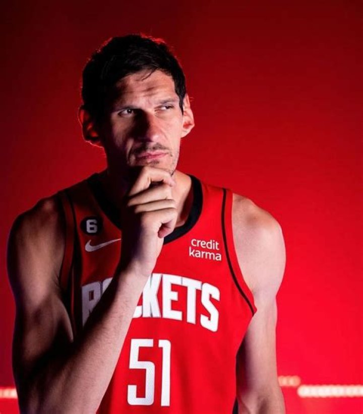 How tall is Boban Marjanović