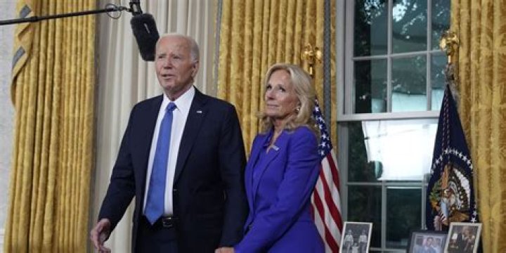 How tall is Joe Biden