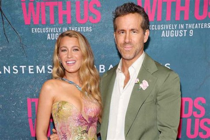 How tall is Ryan Reynolds - Page 6