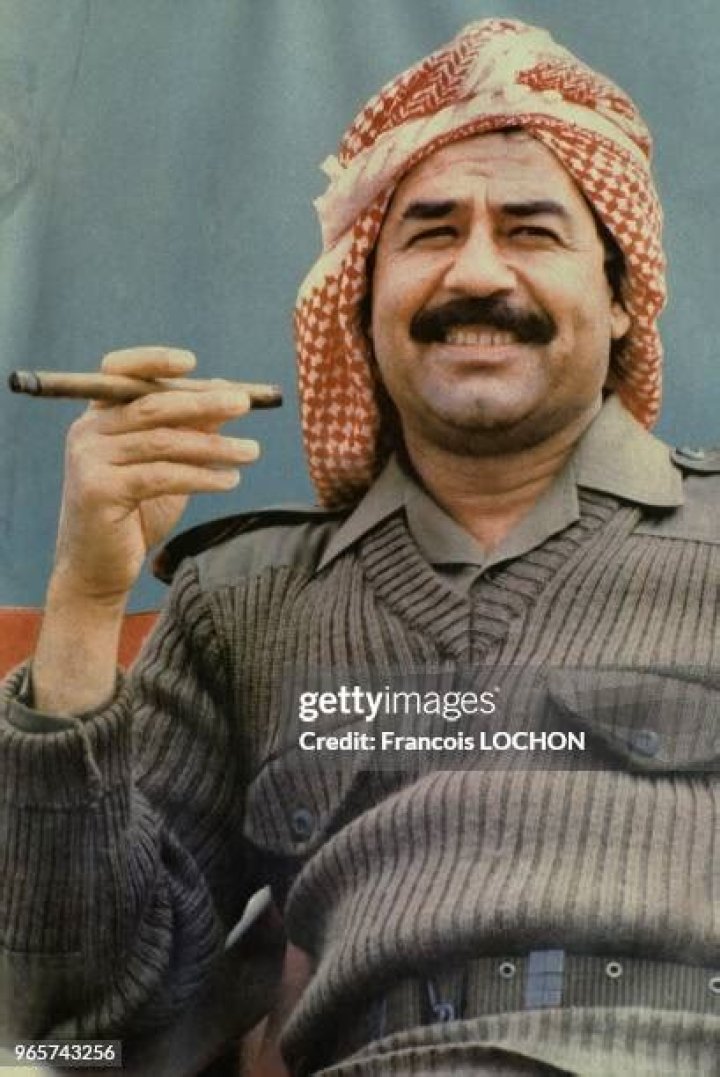 How tall was Saddam Hussein