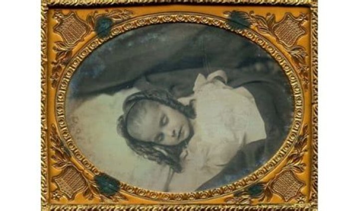 Inside Victorian Post-Mortem Photography's Chilling Archive Of Death Pictures