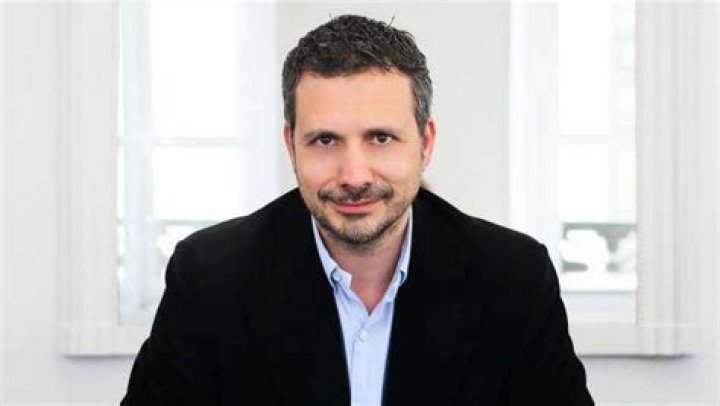 Julien Tchernia Parents