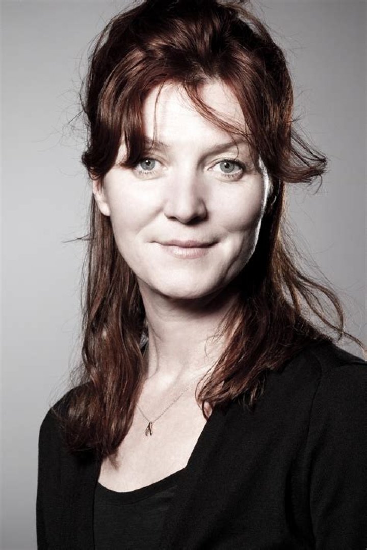 Michelle Fairley – Celebsgraphy
