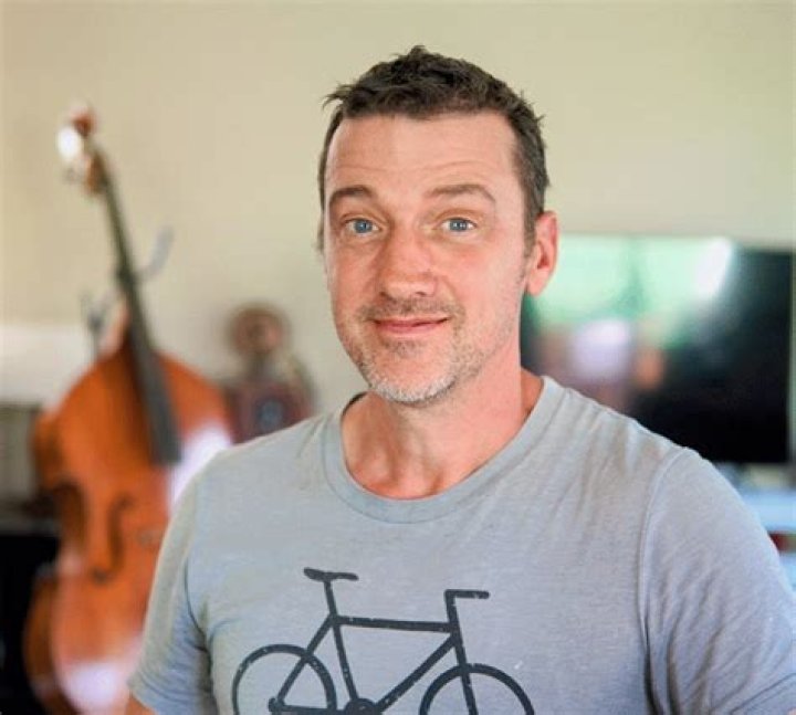 Mr. Money Mustache net worth, age, height, wife, girlfriend, kids, biography, wiki