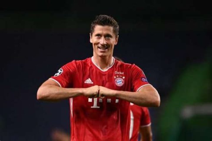 Robert Lewandowski Grand Mere