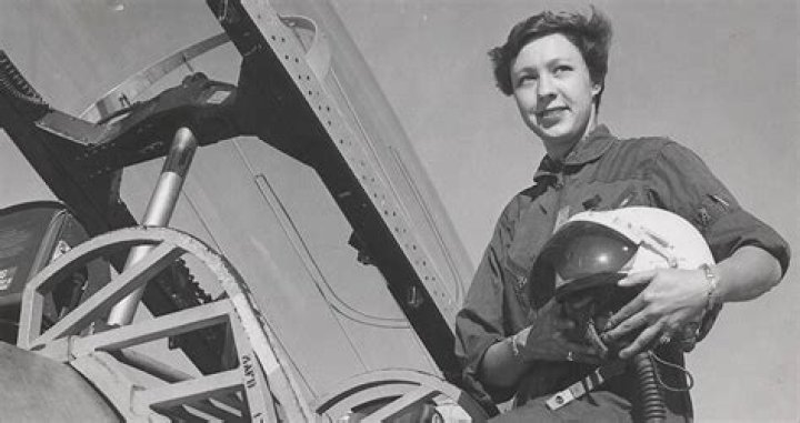 The Female Pilot Who Waited 60 Years To Go To Space